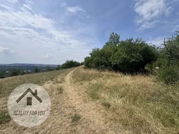 Pronájem zahrady, Praha, 1200 m2