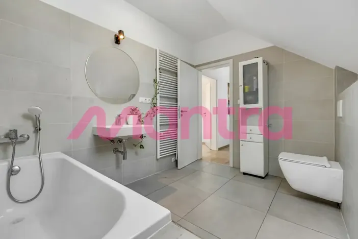 Prodej rodinného domu, Knovíz, Na Hrudném, 147 m2