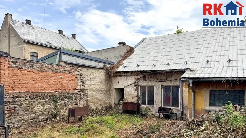 Prodej rodinného domu, Kolín, Veltrubská, 411 m2