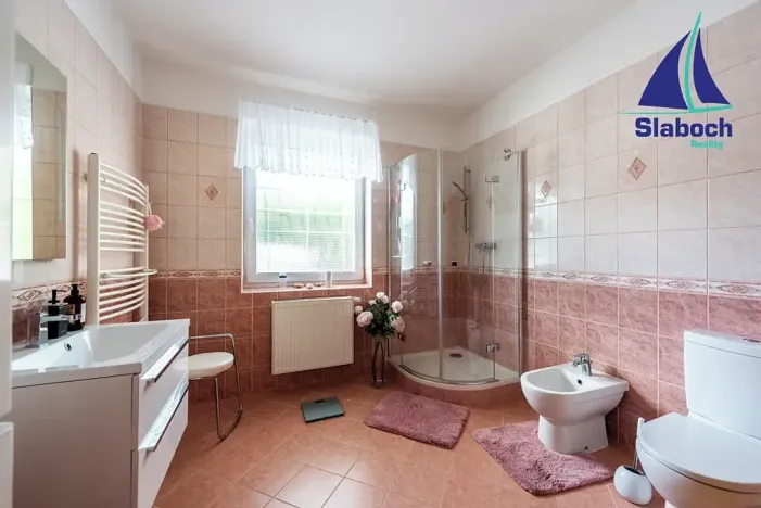 Prodej rodinného domu, Poříčany, U Koupaliště, 182 m2