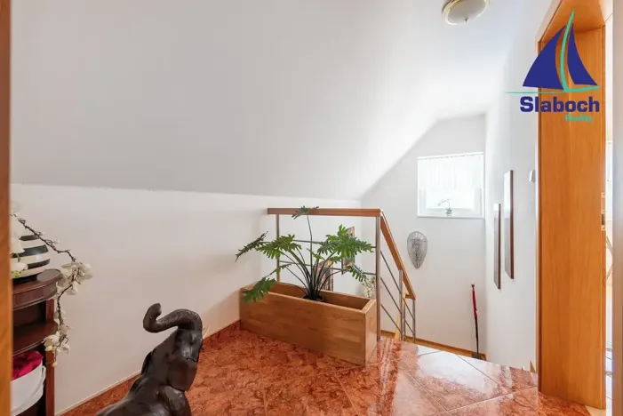 Prodej rodinného domu, Poříčany, U Koupaliště, 182 m2