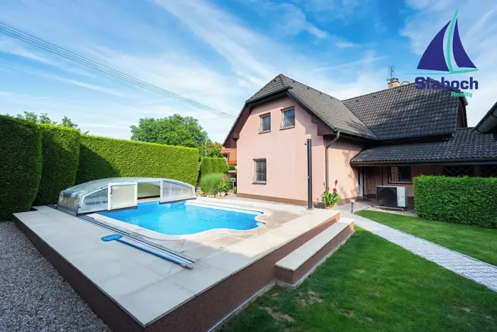 Prodej rodinného domu, Poříčany, U Koupaliště, 182 m2
