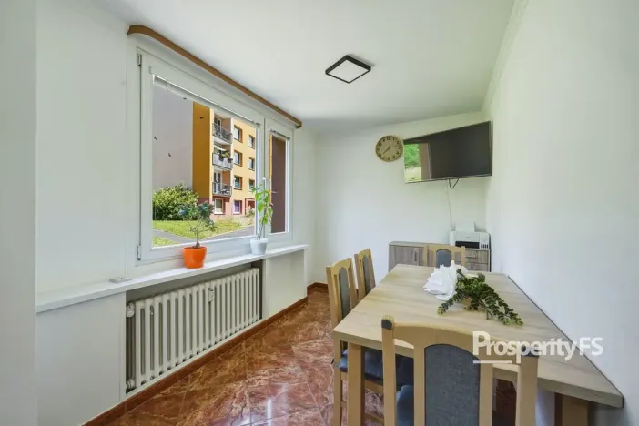 Prodej bytu 4+1, Ústí nad Labem - Severní Terasa, Jizerská, 86 m2