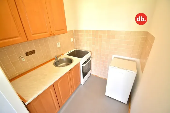 Pronájem bytu 1+1, Toužim, Farní, 40 m2