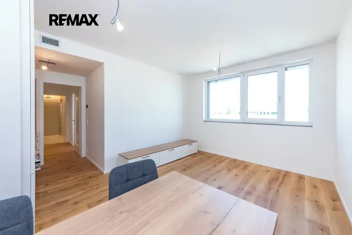 Prodej bytu 2+kk, Praha - Radlice, U Komína, 41 m2