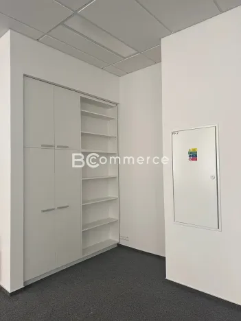 Pronájem kanceláře, Brno, Starobrněnská, 106 m2