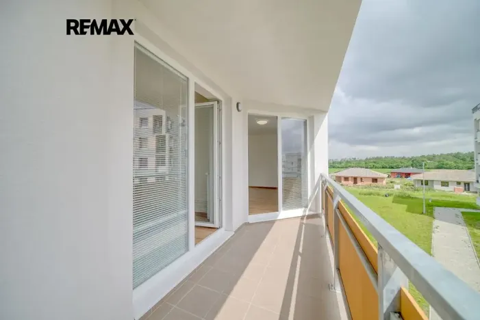 Pronájem bytu 2+kk, Velký Osek, U hřiště, 60 m2