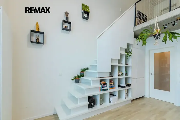 Prodej bytu 2+kk, Praha - Libeň, Novovysočanská, 45 m2
