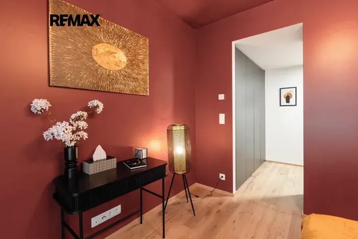 Prodej bytu 2+kk, Praha - Karlín, Sokolovská, 59 m2