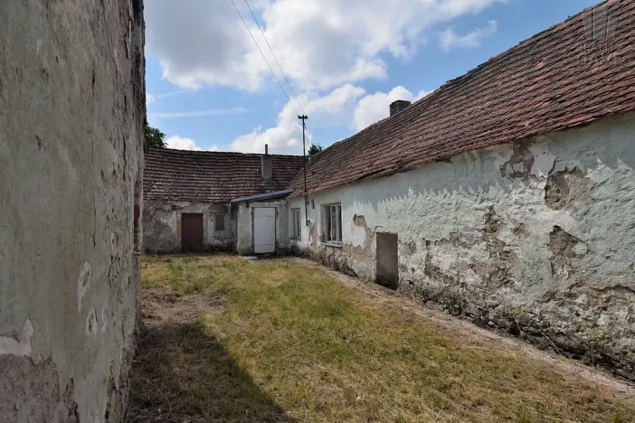 Prodej rodinného domu, Čečelovice, 360 m2