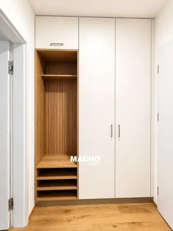 Pronájem bytu 1+kk, Praha, Bělehradská, 26 m2