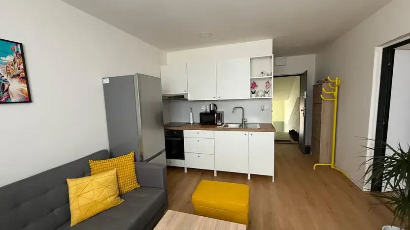 Pronájem bytu 1+1, Nové Strašecí, Křivoklátská, 38 m2