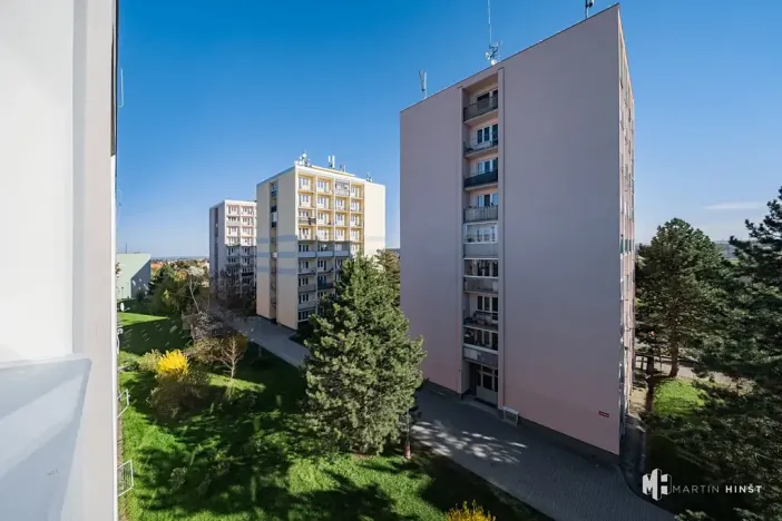 Pronájem bytu 1+1, Odolena Voda, Komenského, 35 m2
