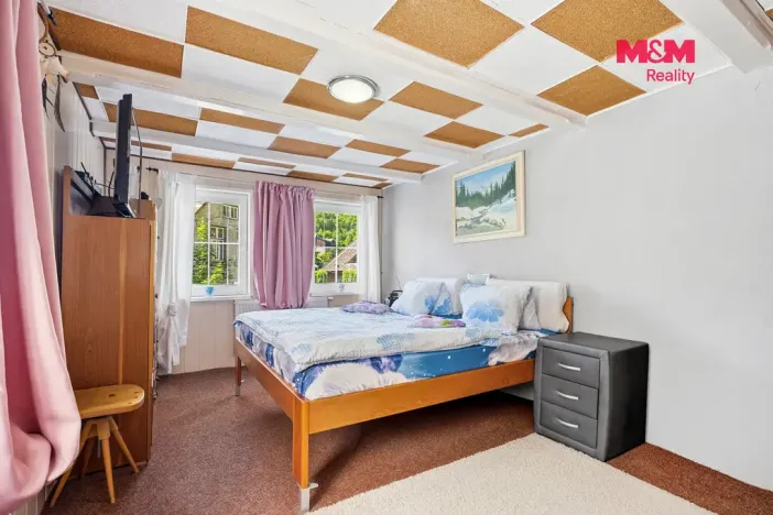 Prodej rodinného domu, Desná - Desná I, Spojovací, 360 m2