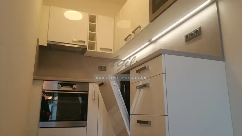 Pronájem bytu 2+kk, Brno, 46 m2