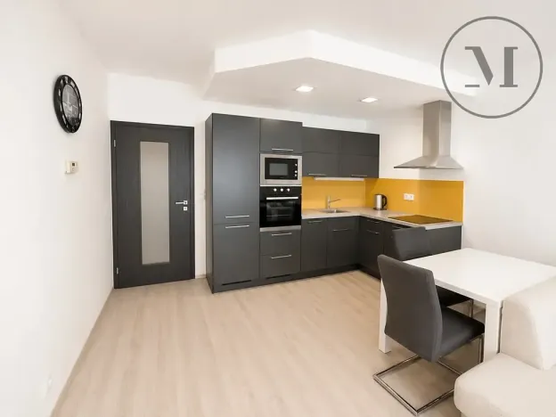 Pronájem bytu 2+kk, České Budějovice, 55 m2