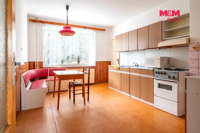 Prodej rodinného domu, Čestice, 256 m2