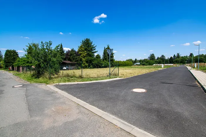 Prodej pozemku, Louňovice, Svojetická, 801 m2