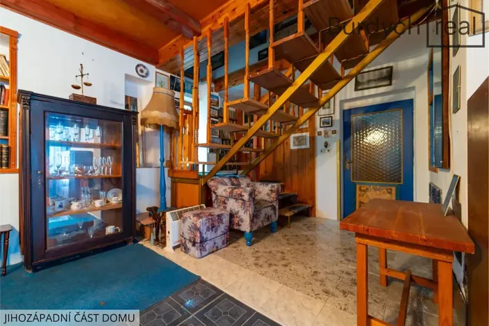 Prodej vícegeneračního domu, Slatiňany, 600 m2