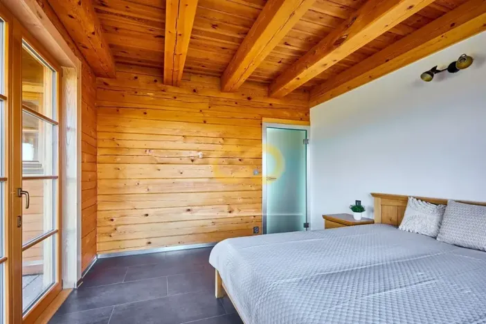 Prodej rodinného domu, Nové Hrady, Vilová čtvrť, 216 m2