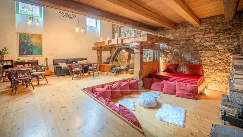 Prodej rodinného domu, Uzeničky, 590 m2