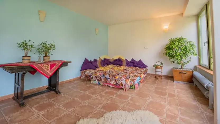 Prodej rodinného domu, Uzeničky, 590 m2