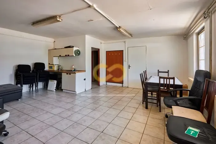 Prodej výrobních prostor, Háje, 6412 m2