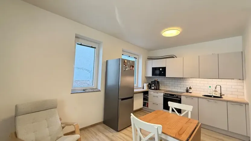 Prodej bytu 3+kk, Břežany II, 60 m2
