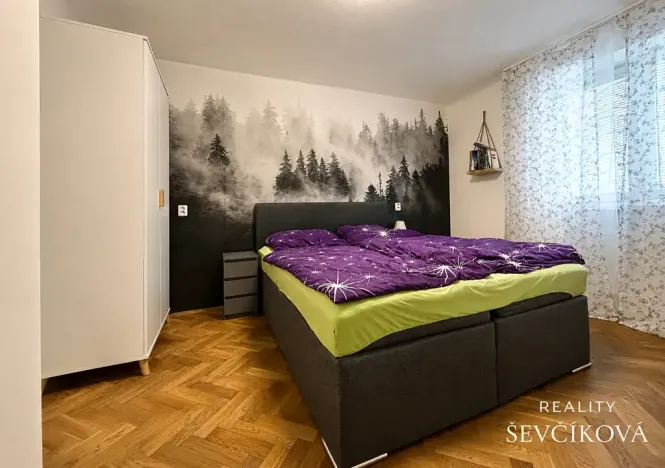 Pronájem bytu 2+1, Pardubice, Jiránkova, 63 m2