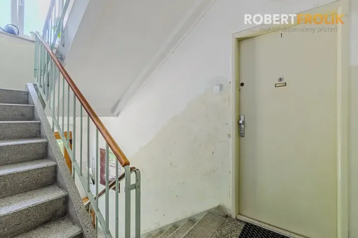 Prodej bytu 2+1, Praha - Bubeneč, Ve struhách, 48 m2