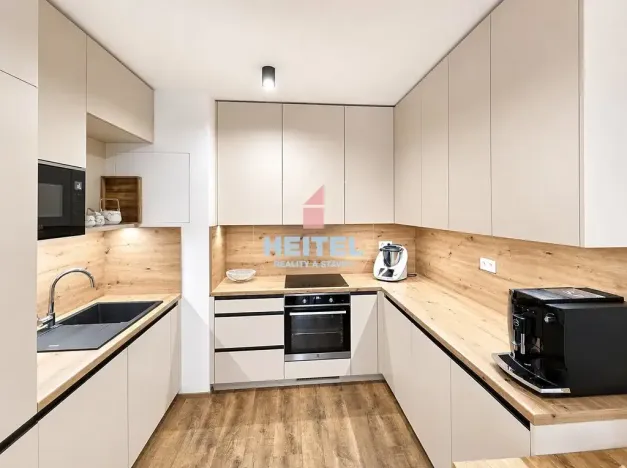 Pronájem bytu 2+kk, Slavkov u Brna, Slovanská, 85 m2