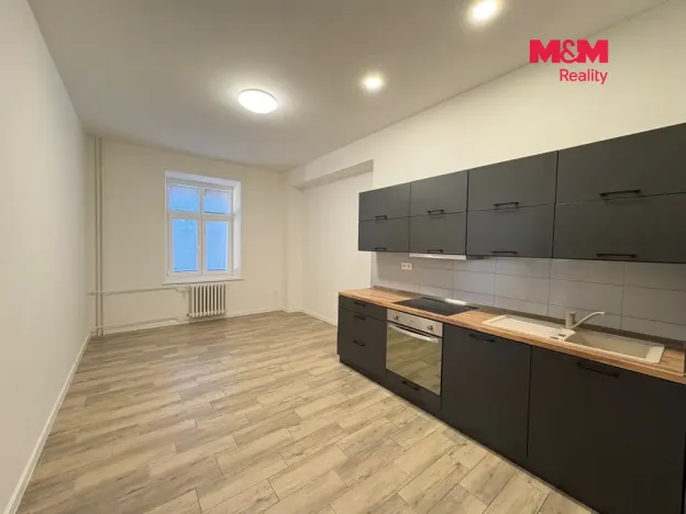 Pronájem bytu 2+1, Krnov - Pod Bezručovým vrchem, Petrovická, 78 m2