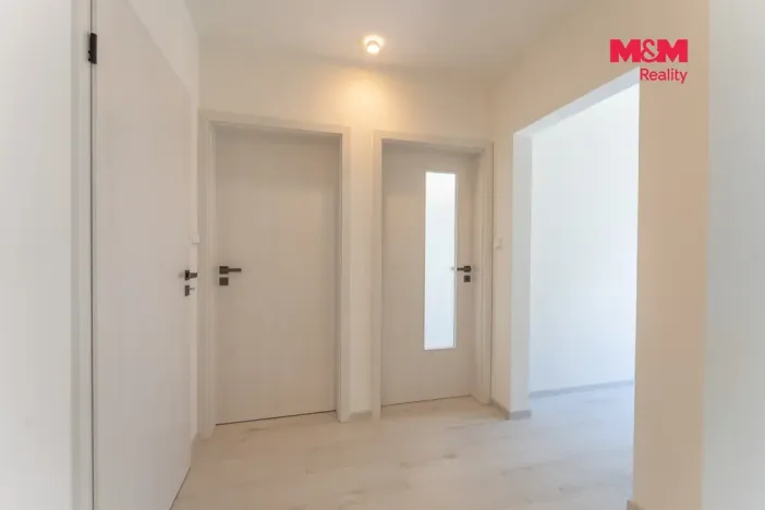Prodej rodinného domu, Křinec, Zelené náměstí, 83 m2