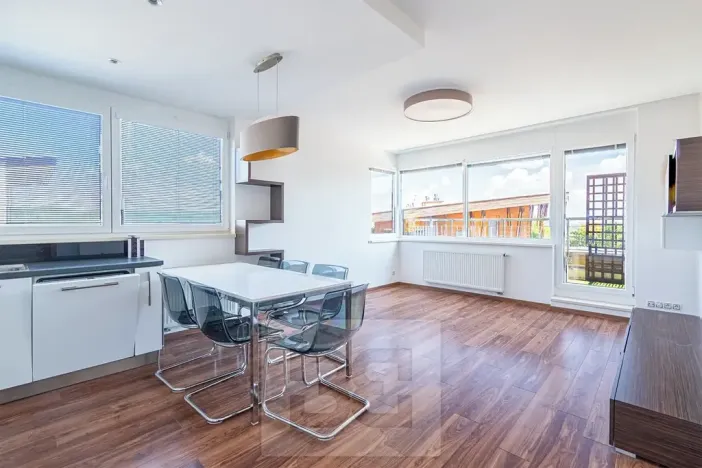 Pronájem bytu 3+kk, Praha - Velká Chuchle, Mrkosova, 70 m2