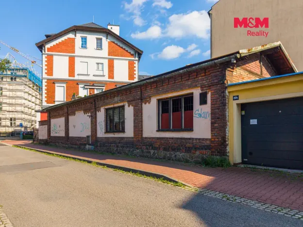 Prodej garáže, Český Těšín, 90 m2