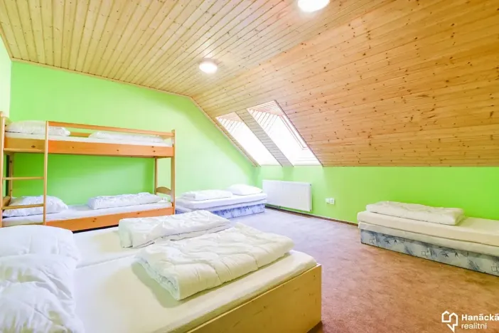 Prodej ubytování, Čenkovice, 1271 m2