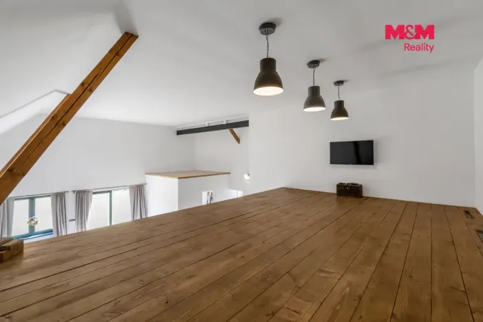 Prodej rodinného domu, Králův Dvůr - Křižatky, 156 m2