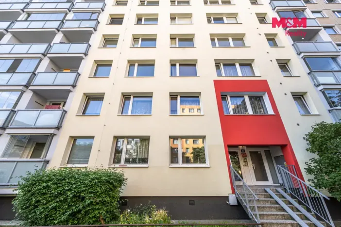 Pronájem obchodního prostoru, Praha - Hlubočepy, Pražského, 14 m2