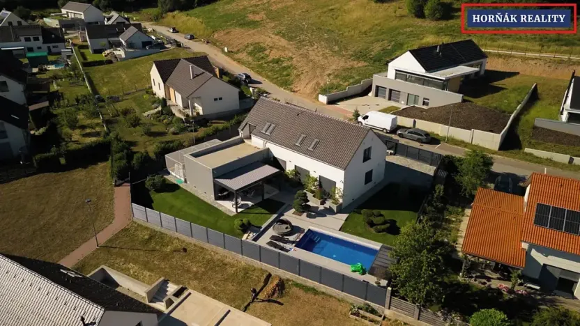 Prodej rodinného domu, Ochoz u Brna, 288 m2