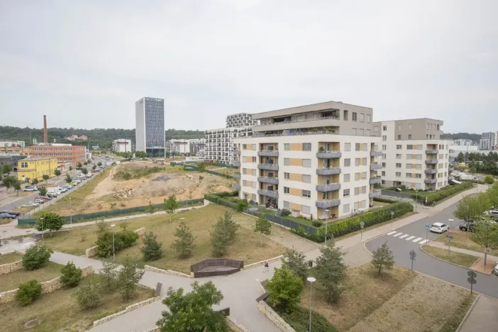 Pronájem bytu 3+kk, Praha - Vysočany, Svatošových, 72 m2