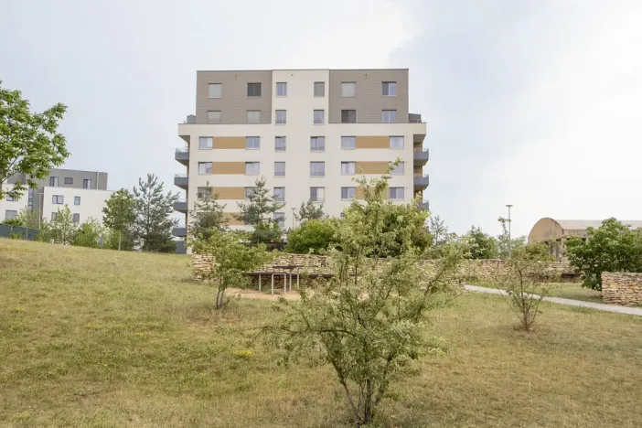 Pronájem bytu 3+kk, Praha - Vysočany, Svatošových, 72 m2