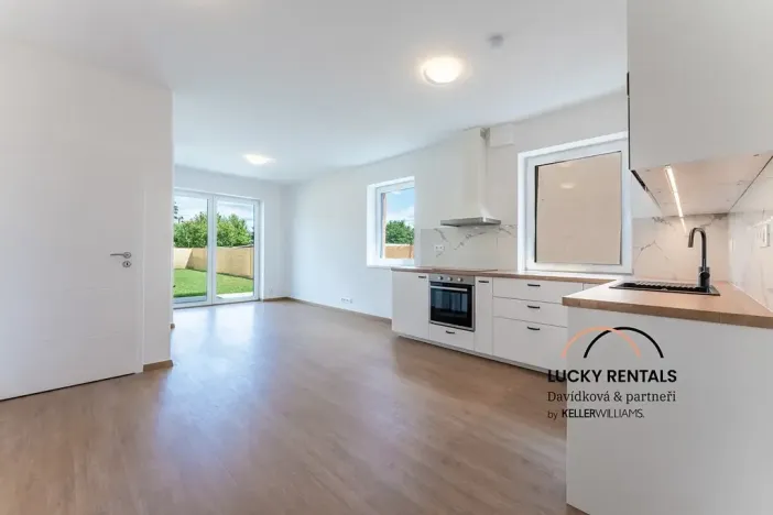Pronájem bytu 3+kk, Řehenice, 91 m2