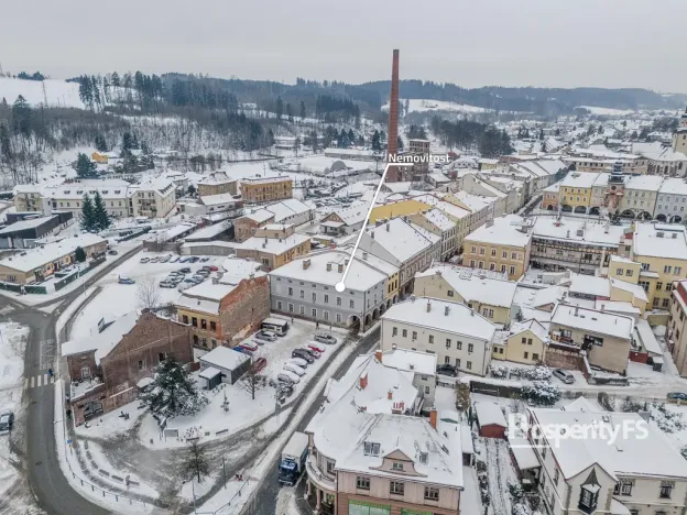Prodej bytu 3+1, Hostinné, Dolní brána, 67 m2
