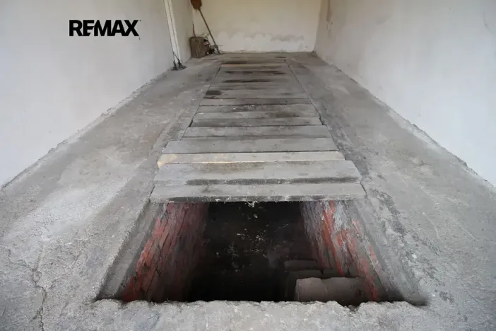 Pronájem garáže, Kladno, Šulcova, 18 m2
