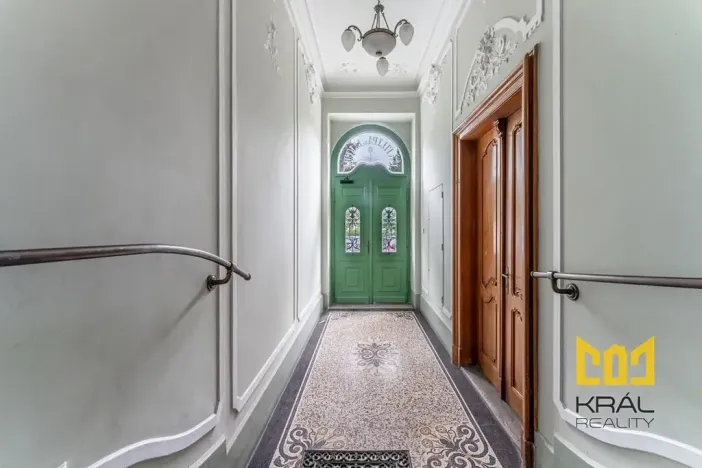 Pronájem bytu 2+kk, Praha - Smíchov, Arbesovo náměstí, 45 m2