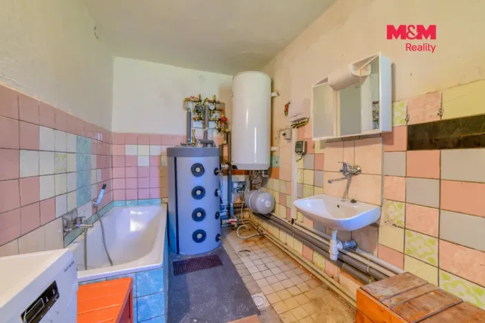 Prodej rodinného domu, Prameny, 180 m2