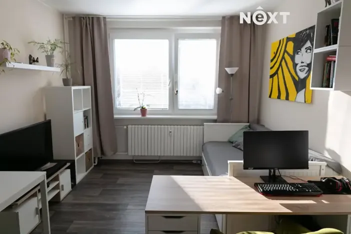 Pronájem bytu 1+kk, Zlín, U Trojáku, 27 m2