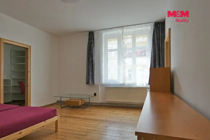 Pronájem bytu 4+1, Čáslav - Čáslav-Nové Město, Husova, 98 m2