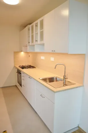 Pronájem bytu 3+1, Praha, Od Vysoké, 77 m2