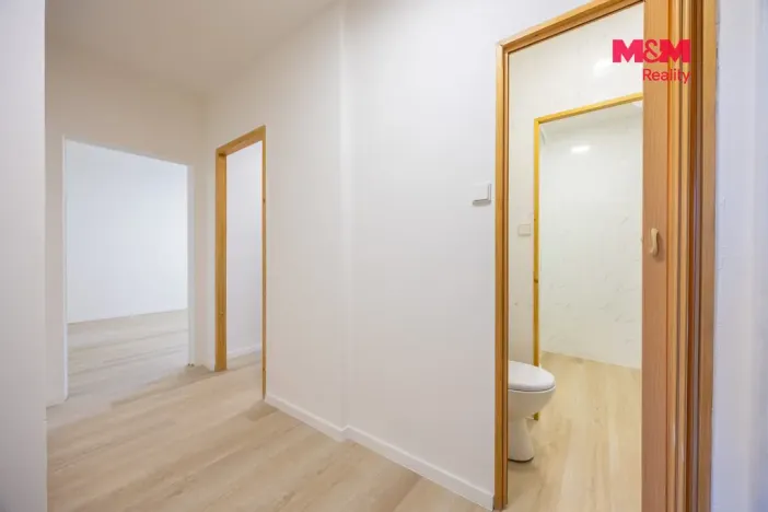 Prodej bytu 3+1, Klášterec nad Ohří, Školní, 64 m2